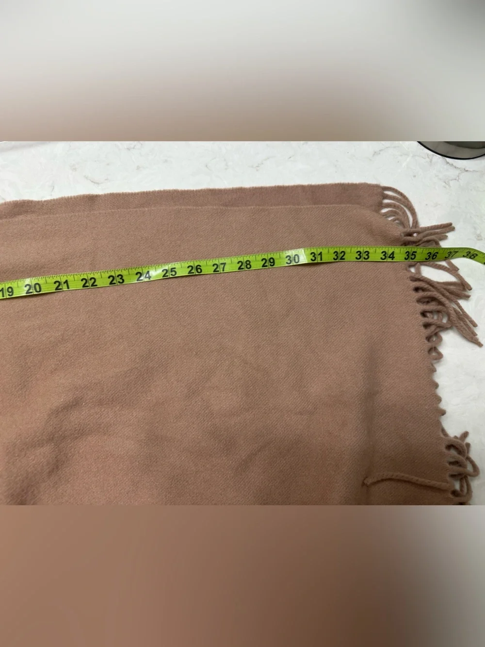 Acne Studios fringed wool scarf in warm camel-pink, NWT, oversized - Picture 5 of 6